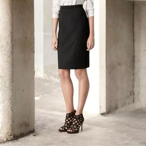 NWT Burberry Wool Pencil Skirt